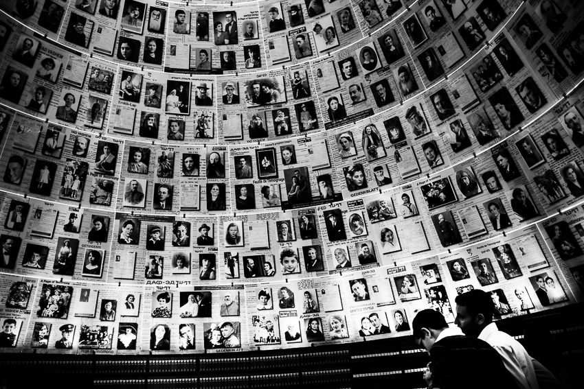 Gerusalemme, la sala dei nomi allo Yad Vashem