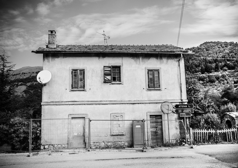 Il casello abbandonato di Pozzi